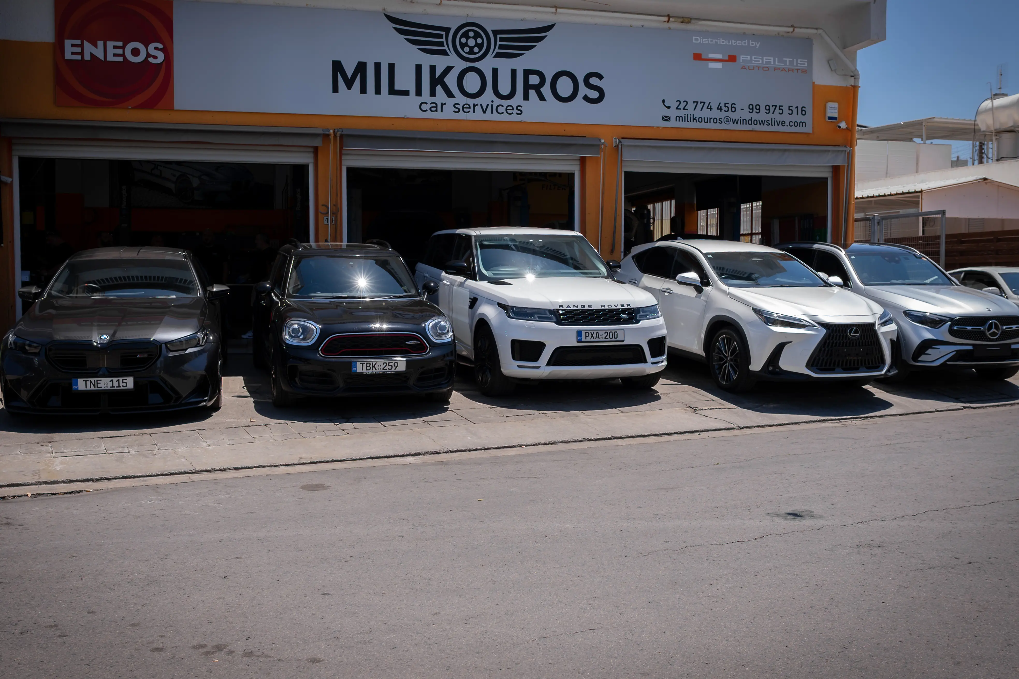 Automotive diagnostics and repair tools used at Milikouros Car Services